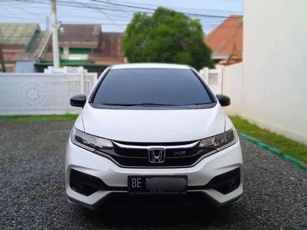 HONDA JAZZ RS CVT PUTIH 2020/2019 Yaris