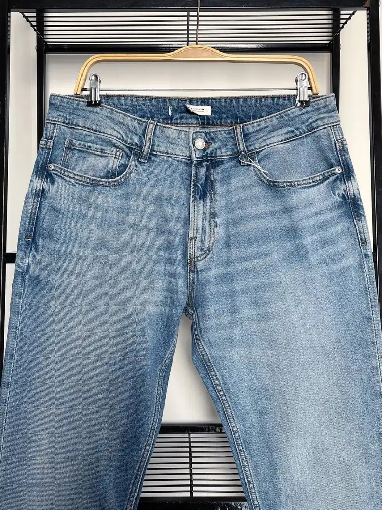 ZARA MAN SKINNY FIT TAPER 90’S LIGHT WASHED JEANS