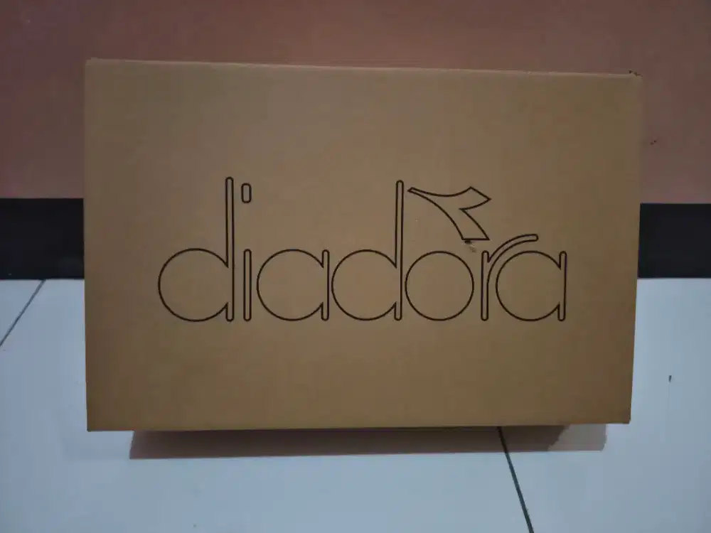Sepatu Diadora Ratlon