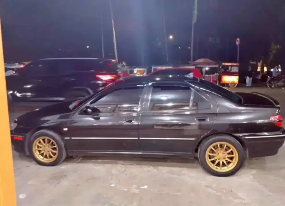Mobil Peugeot 406