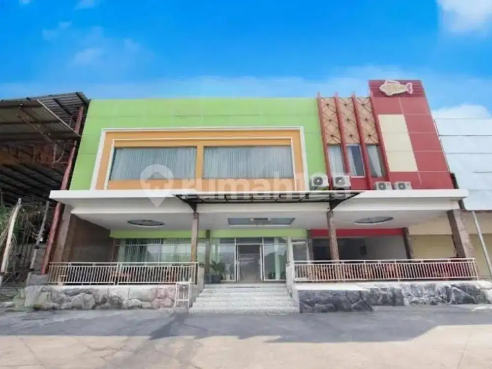 Dijual Hotel Strategis Lokasi Dekat Bandara Adi Soemarmo Colomadu Luas 364m2 BU!!