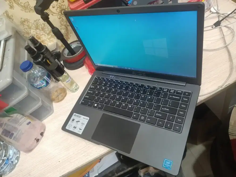 axio mybook 14e ram 4 SSD 128 mlus normal semua nya unit charger+tas