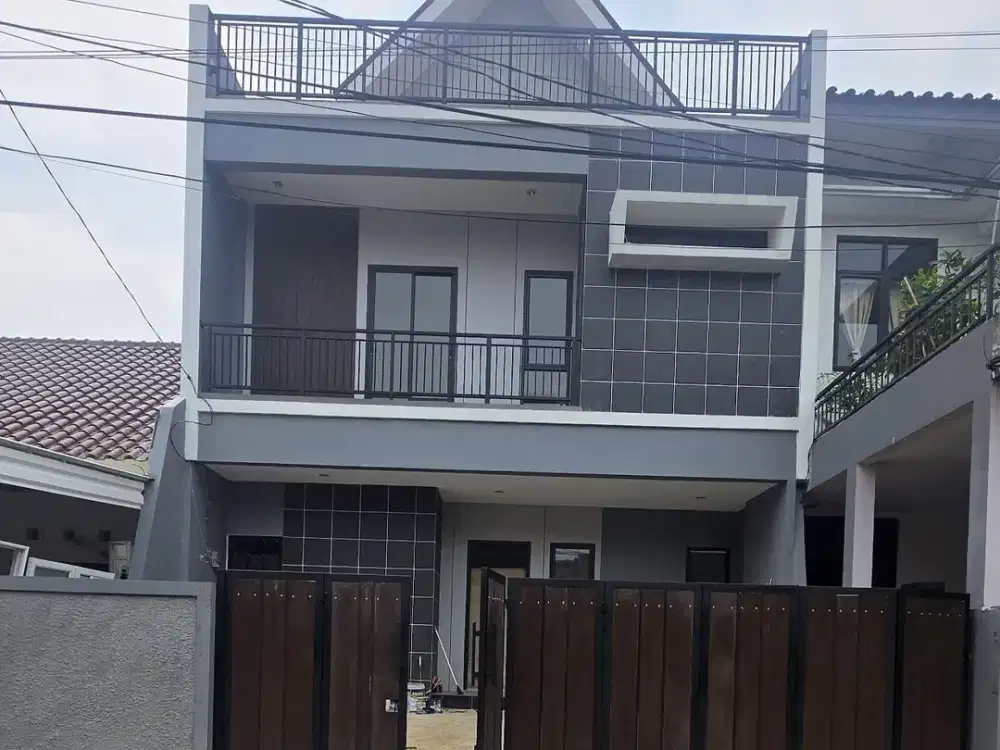 Dijual Rumah Modern 3 Lantai di Villa Melati Mas Siap Huni SHM
