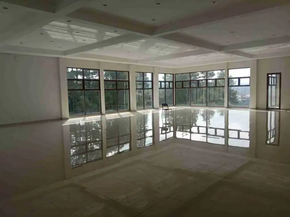 gedung serbaguna siap usaha di Setiabudi
