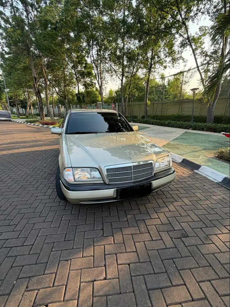 Mercedes-Benz C200 W202 (1996)