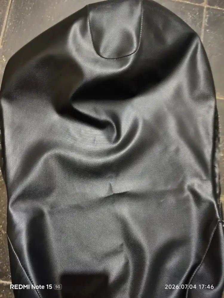 Sarung jok motor vario 160