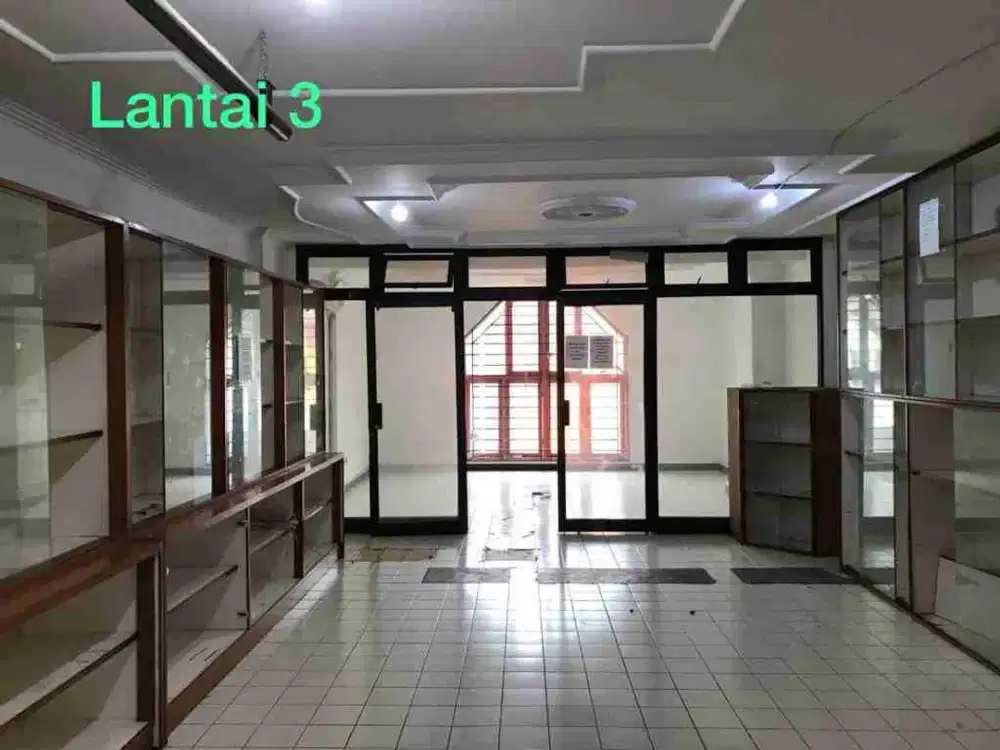ruko siap usaha strategis di setrasari mall Bandung
