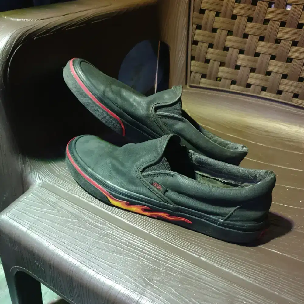 Vans black flame slip on