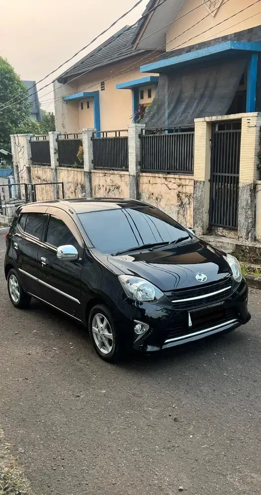 Toyota Agya G Automatic 1.0 Hitam Tahun 2015