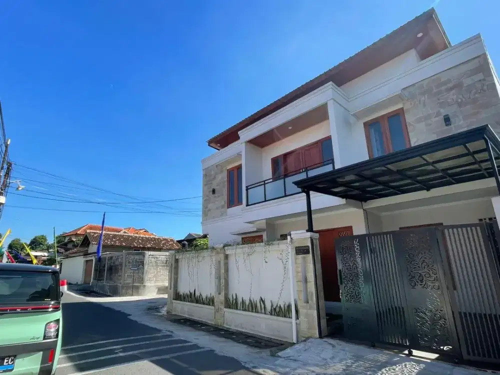 dijual rumah di maguwoharjo dekat RS hermina ringroad utara