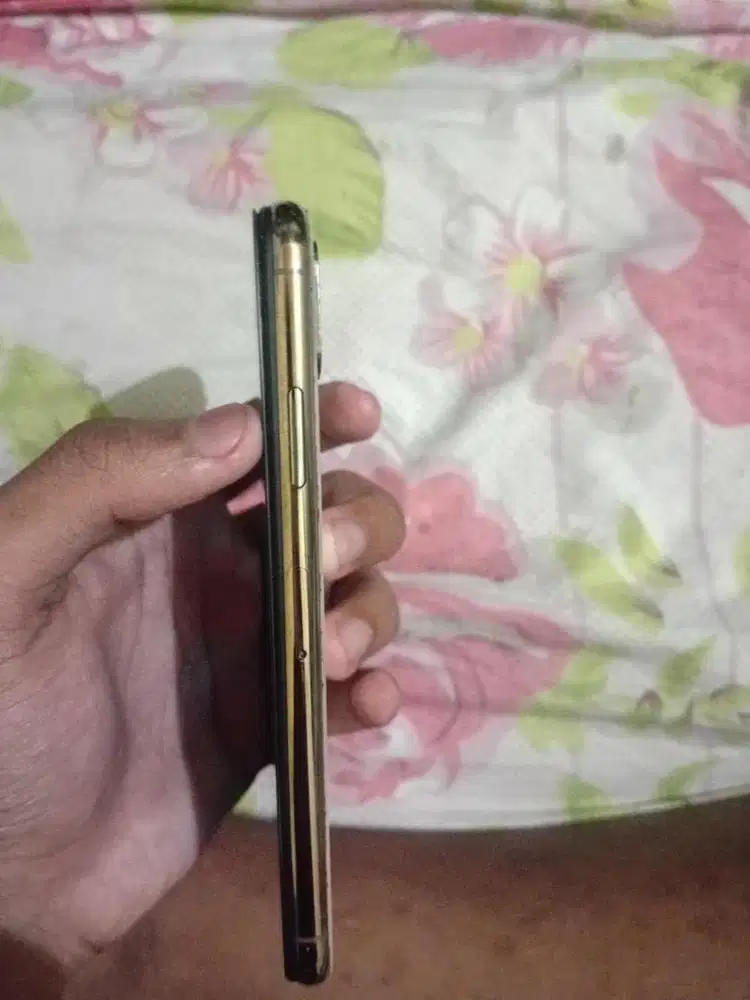 iphone xs 256 gold