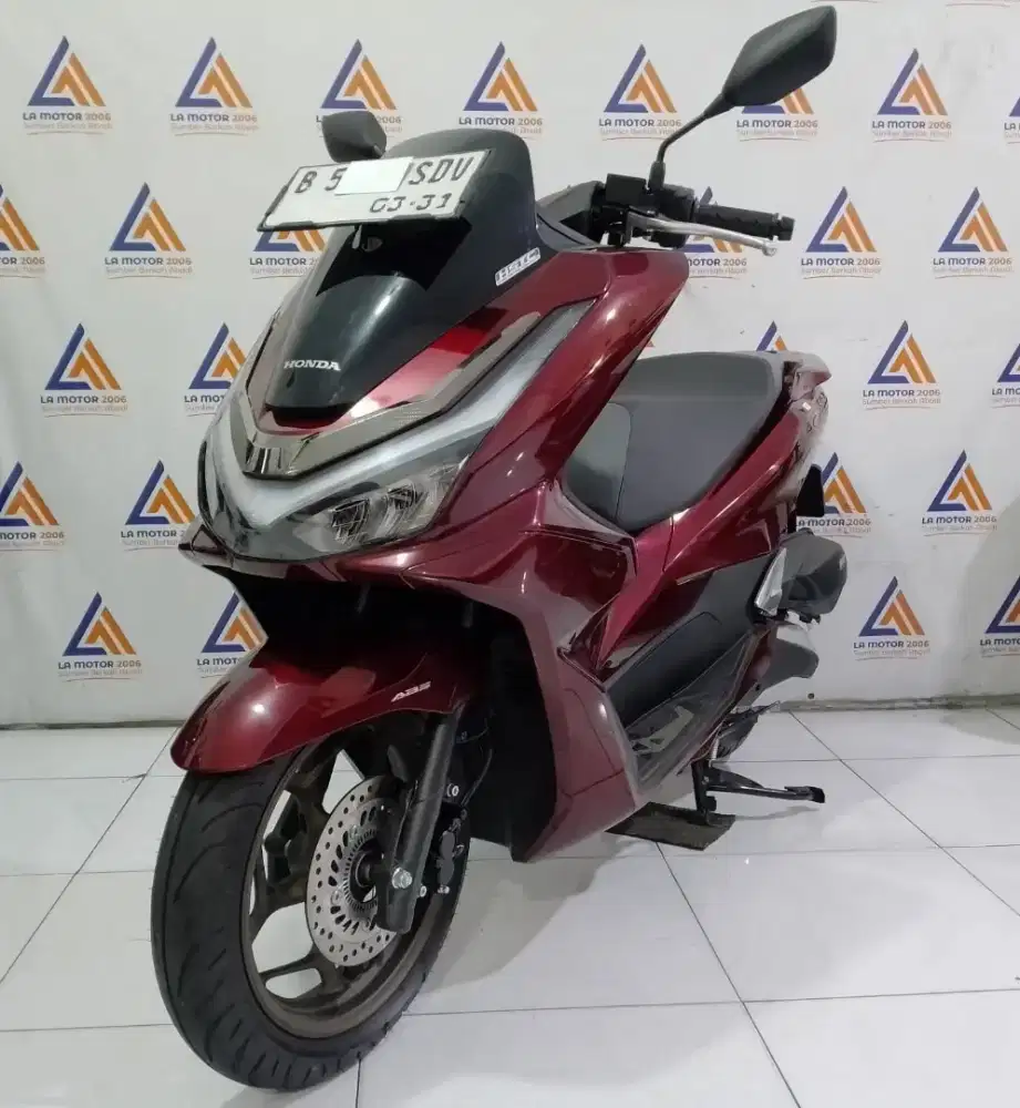 PCX 160 ABS ROADSYNC TH 2026 VERY LOW KM 1K LIKE NEW CASH/KREDIT/TT/CC