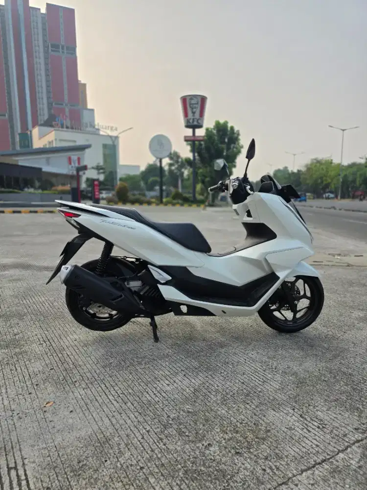 Honda PCX 160 CBS (Km 7rb Perak)