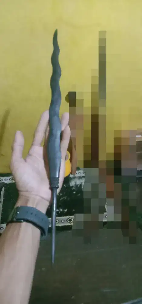 Bilah Tombak Panjang