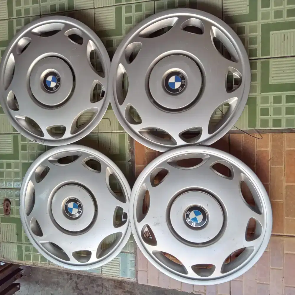 Wheel Dop Mobil BMW ORI