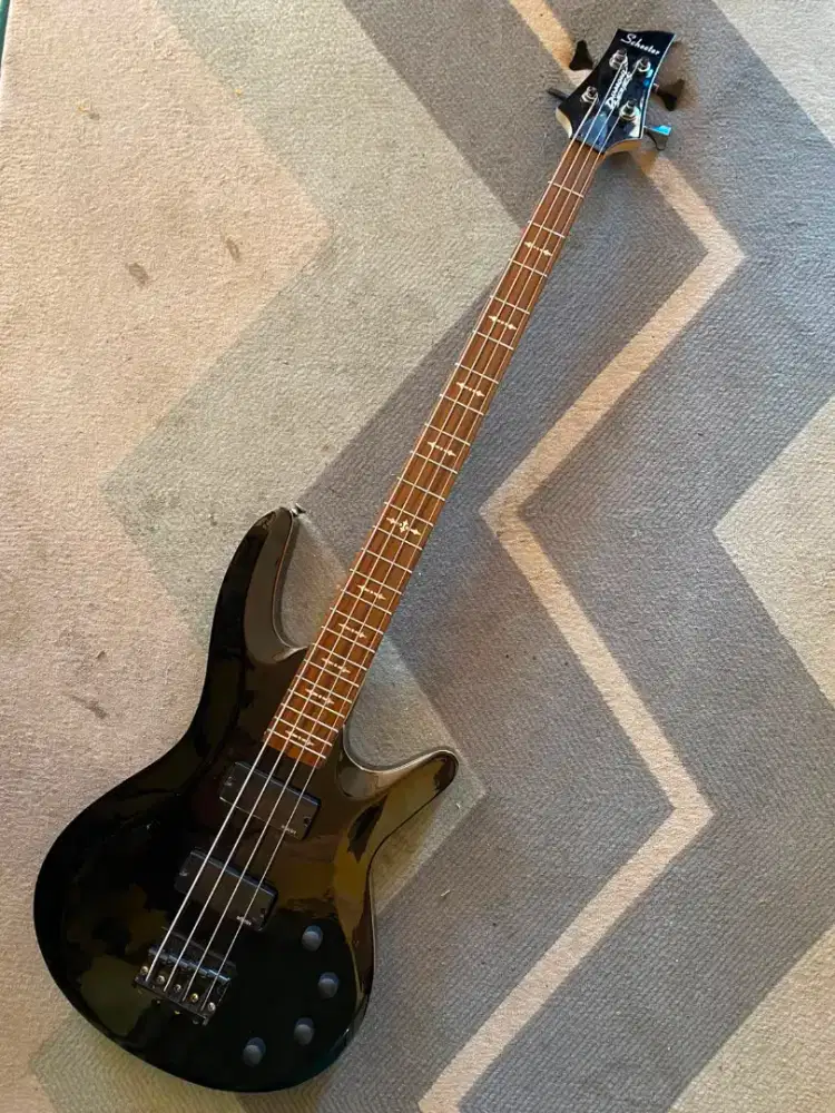 bass Schecter 4string