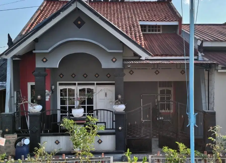 rumah lengkap perabotan disewakan area tembalang