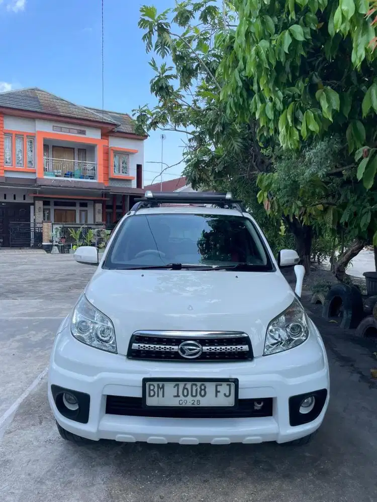 Daihatsu Terios TX Advanture mt 2013