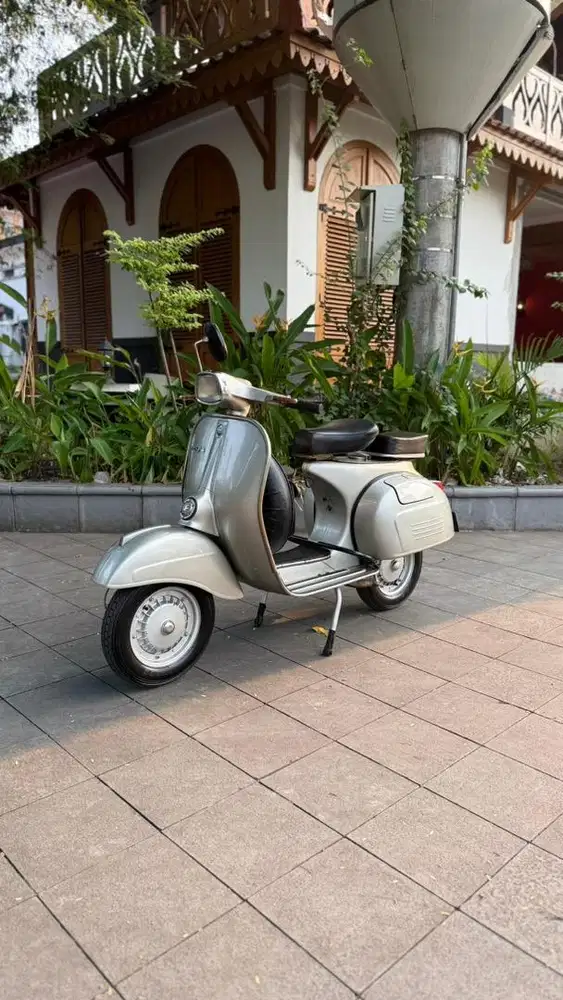 Vespa Sprint V 150CC 1976