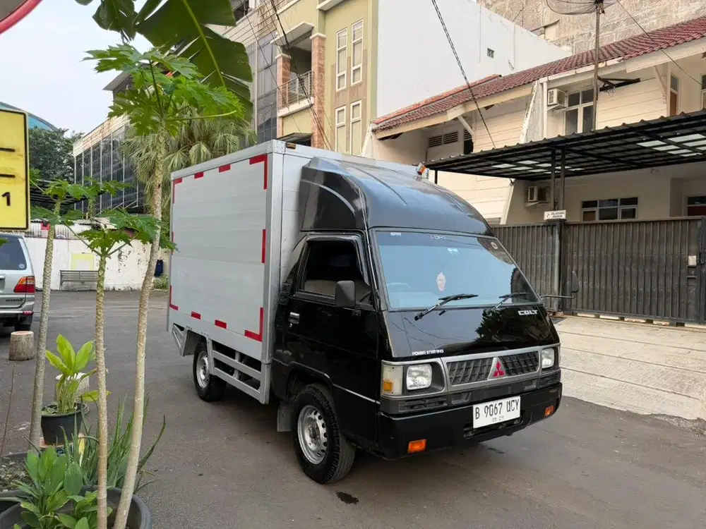 Mitsubishi L300 2021 Box Aluminium