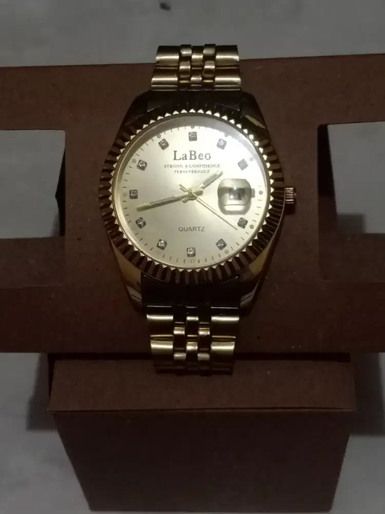 Jam tangan La Beo