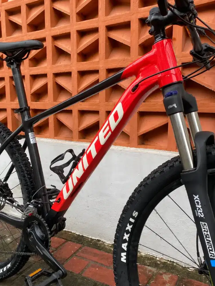 SEPEDA MTB UNITED