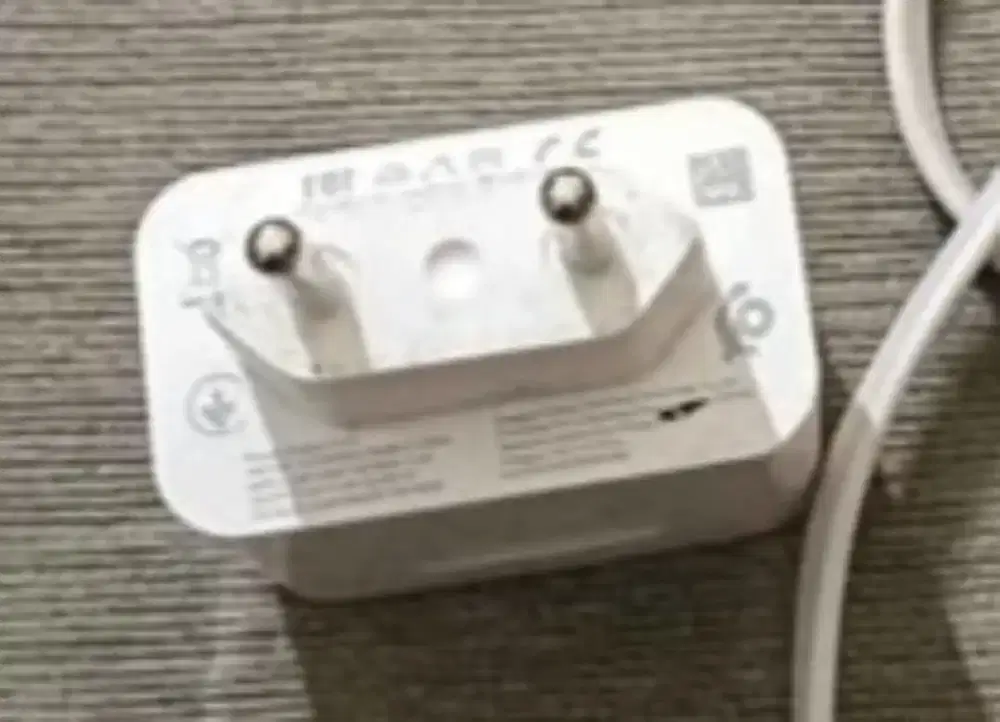 Charger Xiomi biasa
