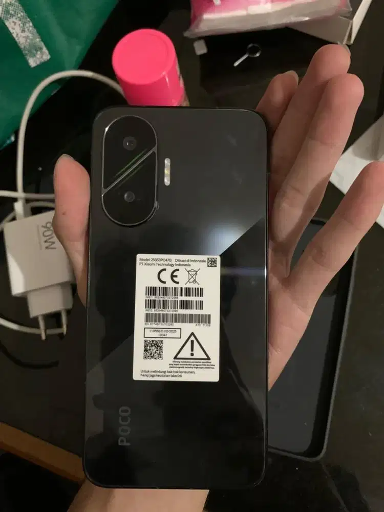 Poco f7 12/512GB