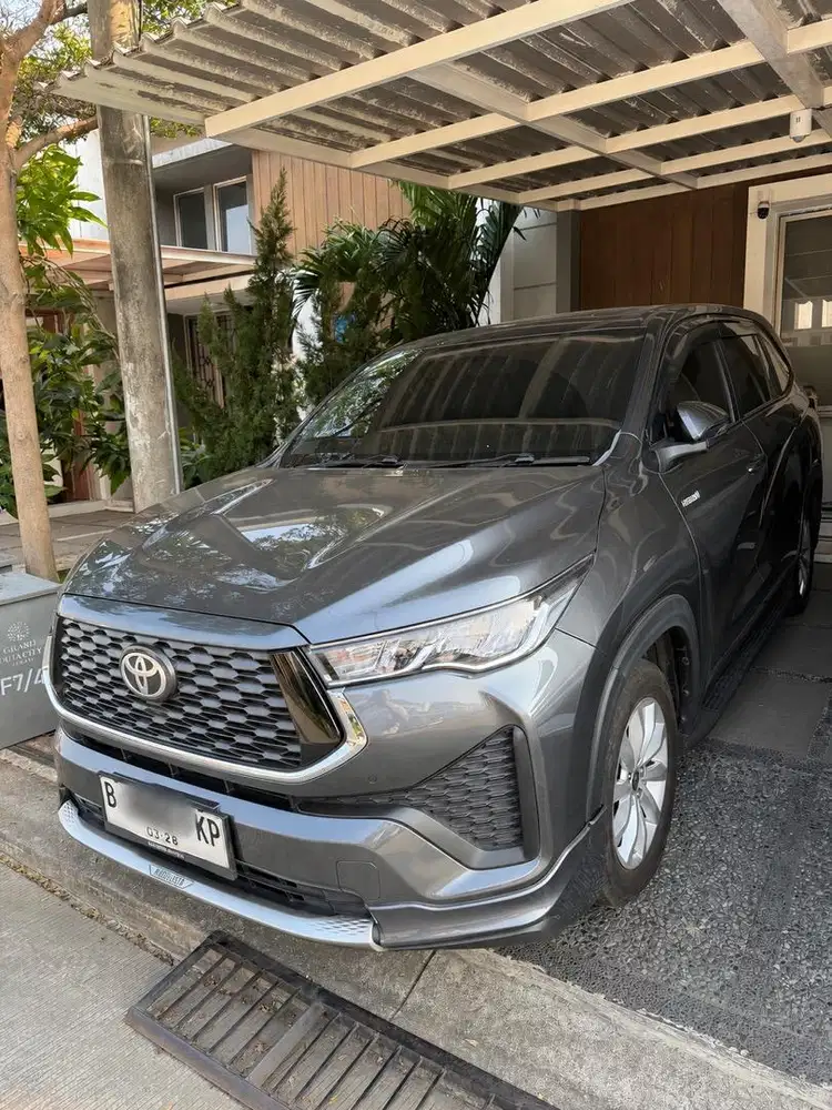 Zenix v hybrid modelista 2023
