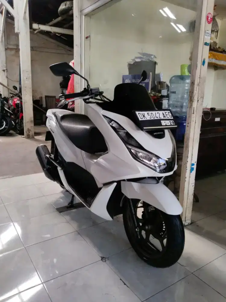 DP 2,7 JT/ BUNGA MENURUN 2% / HONDA PCX ABS 160 TAHUN 2023