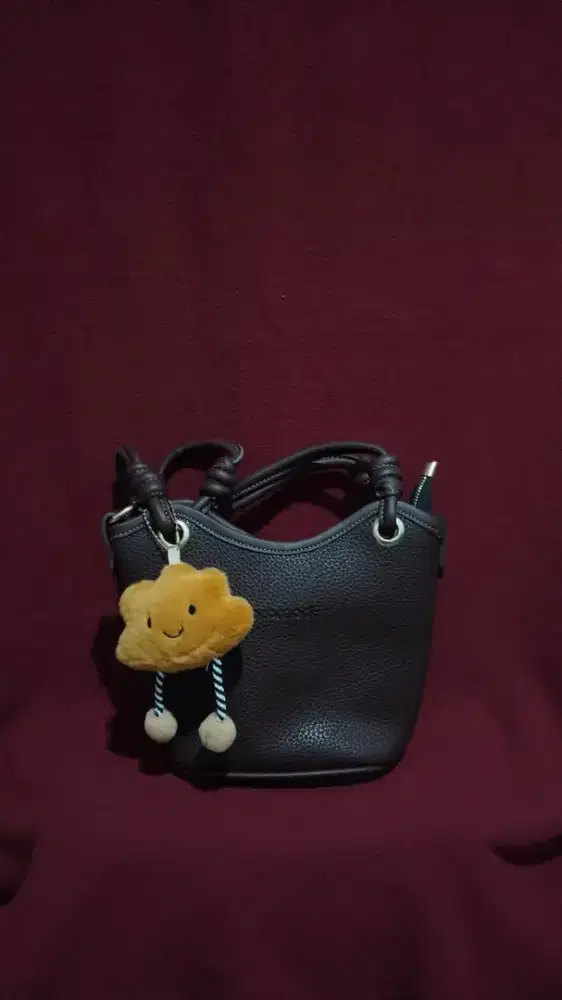 Tas kerja kuliah timeless