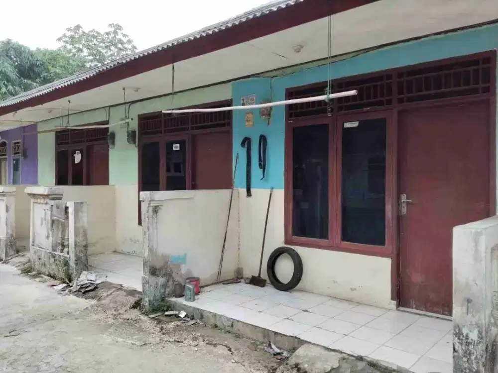 di jual kontrakan 3 petak ter issi full masuk mobil di sawangan baru depok