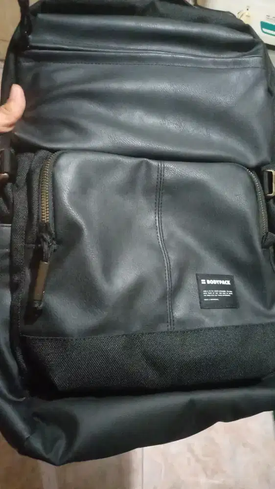Jual tas bodypack mulus good condition