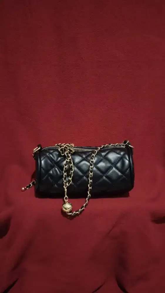 tas elegan hitam rantai