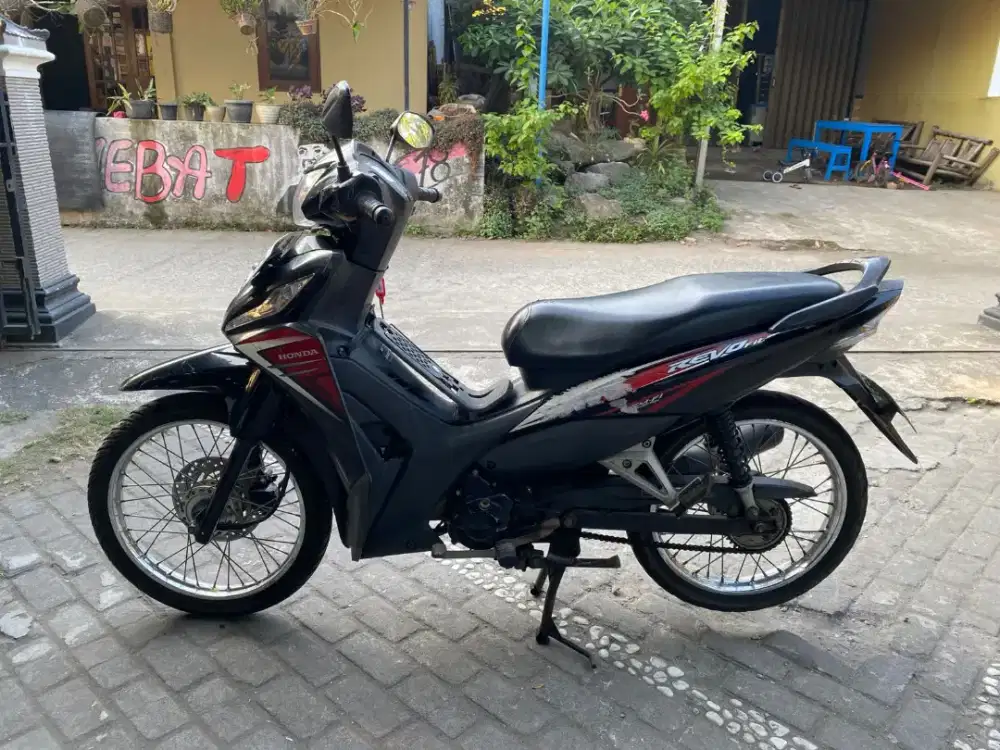 Revo injeksi THN 2014 plat AB sleman