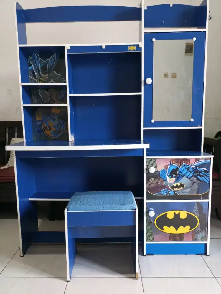 MEJA BELAJAR ANAK LAKI-LAKI