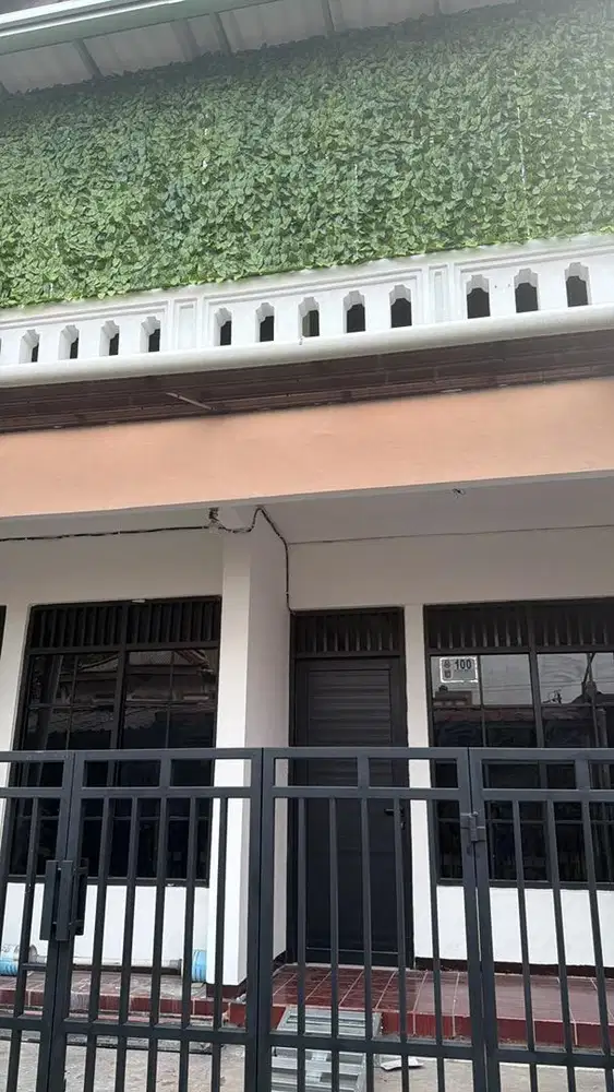 Kos putri depok
