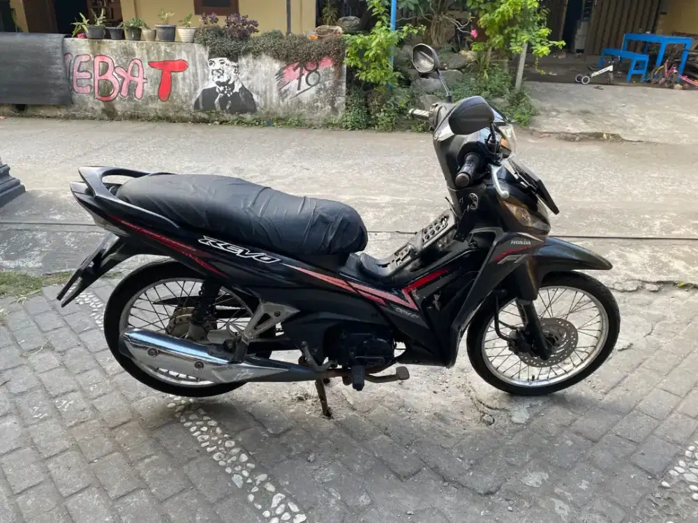 Revo THN 2015 plat AB Bantul