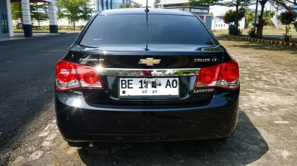 CRUZE AT 1.8 LT 2010 bisa TT