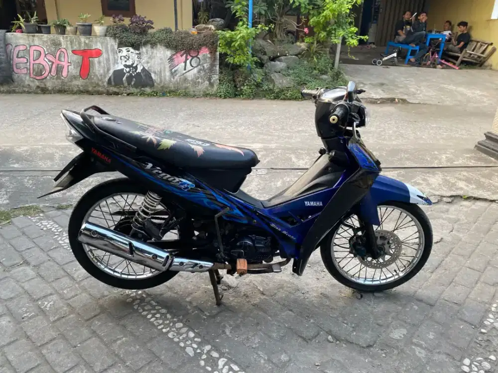 Vega R latin THN 2009 plat AD klaten