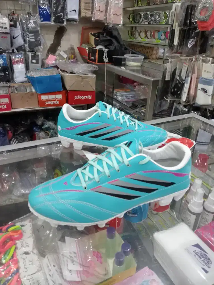 Sepatu bola promo murah