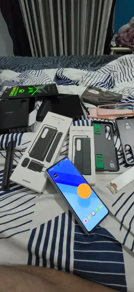 SAMSUNG Z FOLD 4 512MB EX SEIN