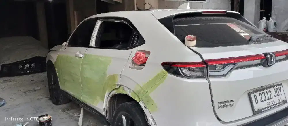 Bengkel cat mobil