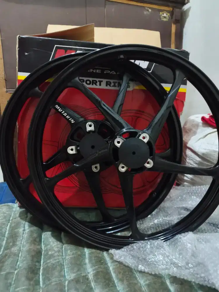 Velg mutakin palang 5 warna hitam