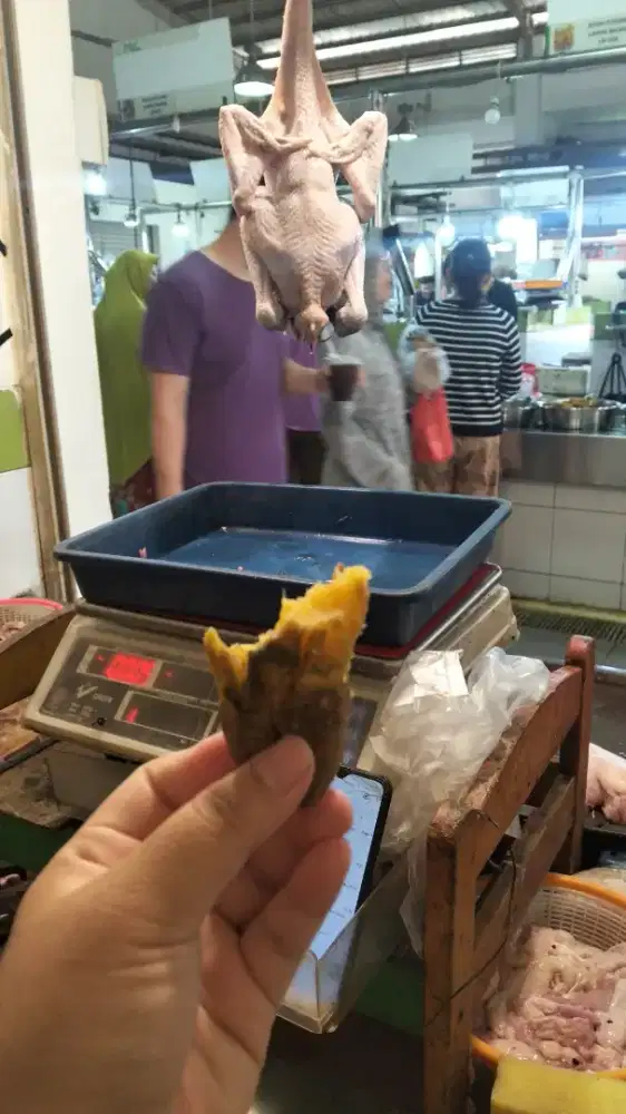 Di cari karyawan untuk di pasar