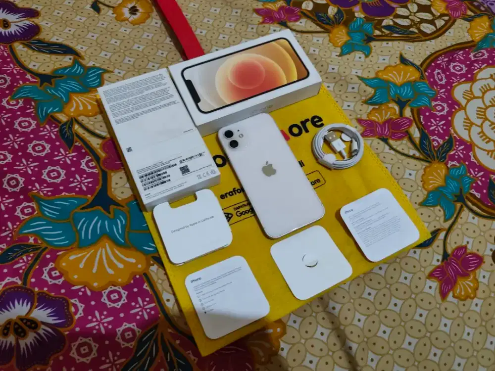 iPhone 12 Whie 128 GB Resmi Fullset