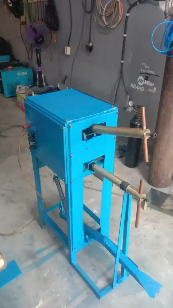 Las titik lokal 4 kva