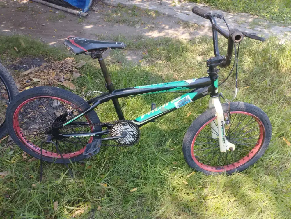 Sepeda BMX 20inc PACIFIC FRAME besi kuat tebal awet