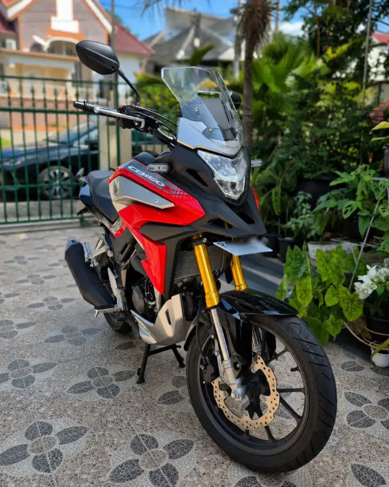 Honda CB150X 2025
