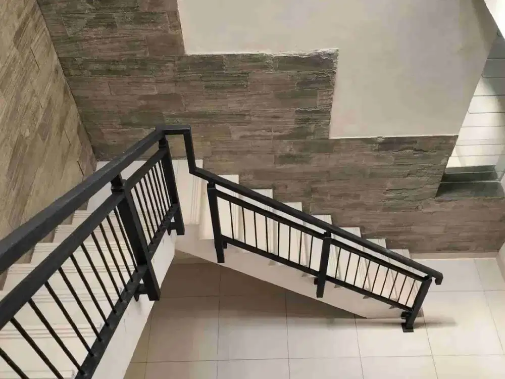 FOR RENT/SALE RUMAH ASRI SARIJADI BANDUNG